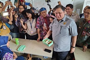 Menko Airlangga cek simulasi program makan gratis di Tangerang