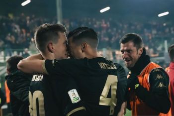 Pesepak bola Idzes kembali bawa kemenangan untuk Venezia