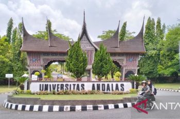 PLN ajak mahasiswa Unand bersiap hadapi transisi energi hijau