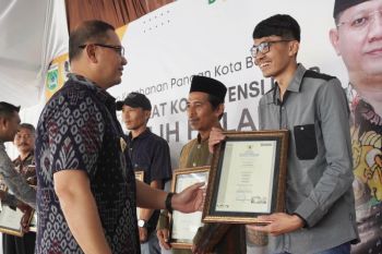 "Juleha" Kota Batu terima sertifikat kompetensi BNSP