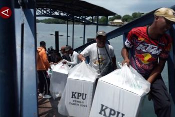 370 kotak suara didistribusikan ke Pulau Penyanggah Belakangpadang