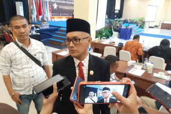 KPU Tanjungpinang nonaktifkan Ketua PPK terindikasi curang