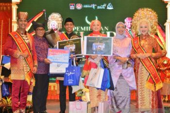 Dila Sofira dan Ahmad Arif Dinobatkan Sebagai Uni dan Uda Duta Wisata 2024
