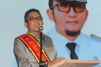 Hendri Septa Tuntut Duta GenRe 2024 Jadi Pondasi Generasi Emas Kota Padang