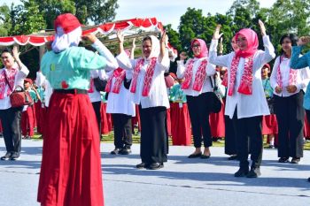 Ibu Negara Iriana Jokowi-OASE KIM sosialisasikan ketahanan pangan kepada siswa SD
