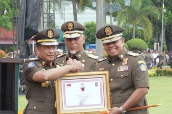 Satpol PP Bali sabet penghargaan Karya Bhakti dari Mendagri