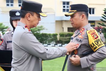 Polres OKU Timur peroleh pin emas pelayanan publik
