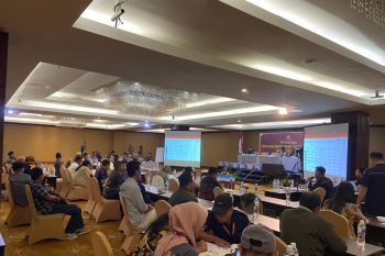 KPU Batam buka 2 panel rapat pleno rekapitulasi perolehan suara Pemilu 2024