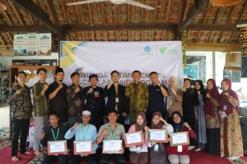 Dompet Dhuafa Lampung bersama MPZ Baitulmaal Berkah Madani Center wisuda penerima manfaat beasiswa Yatimpreneur