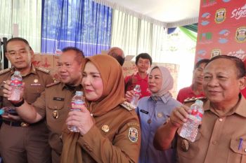 Perumda Wayrilau Bandarlampung luncurkan AMDK Siger