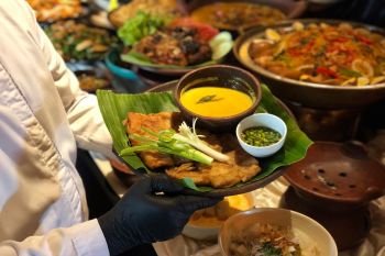 100 sajian menu makanan dan minuman khas nusantara untuk berbuka puasa