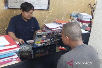 Polisi buru lima buronan perusak rumah Ketua PPK