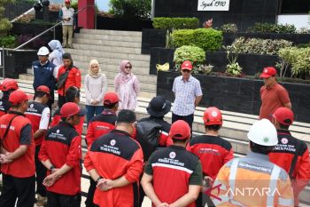 Semen Padang salurkan 620 paket sembako bagi penyintas banjir
