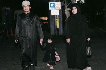 Atta Halilintar jalankan Shalat Tarawih pertama bersama keluarga