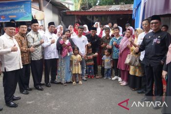 Pemkot Padang beri bantuan bedah rumah bagi warga kurang mampu