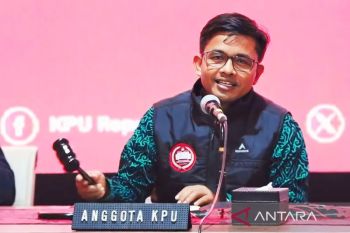 KPU serahkan tambahan alat bukti pada sidang lanjutan sengketa pilpres 2024
