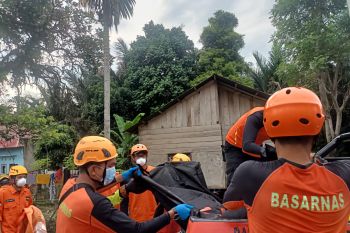 Masa pencarian korban hilang banjir Pesisir Selatan diperpanjang, satu korban lagi ditemukan