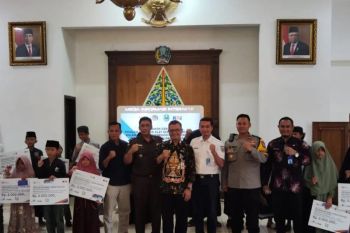Pemkab Magetan kembali salurkan bantuan program sinergitas lembaga BNPT 2024