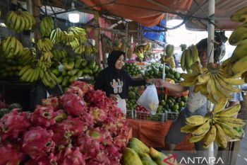 Penjualan buah meningkat di bulan Ramadhan
