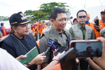 Kebutuhan dasar pengungsi banjir Semarang terjamin baik