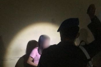Satpol PP Pasaman Barat amankan dua pelayan kafe