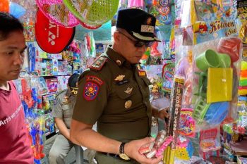 Satpol PP Damkar Agam rutin gelar razia petasan