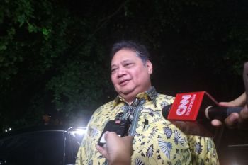 Jelang pengumuman resmi pilpres, elite KIM merapat ke rumah Prabowo