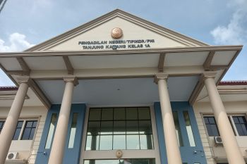 Kakam Way Kanan jalani sidang tindak pidana korupsi rugikan negara Rp1,2 miliar