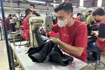Produk sepatu militer asal Indonesia diminati oleh Arab Saudi