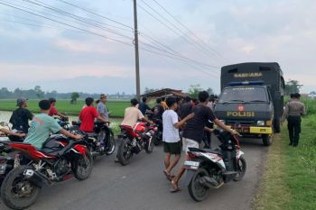 Polres Probolinggo sita puluhan motor razia balap liar