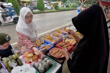 &ldquo;War&rdquo; takjil jadi momen pemersatu bangsa