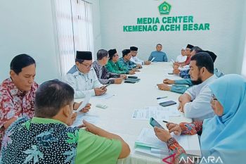Kemenag Aceh Besar tetapkan zakat fitrah dibayar dengan beras, ini besarannya