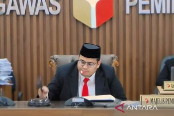 Bawaslu putuskan KPU langgar kasus penggelembungan suara di Jatim