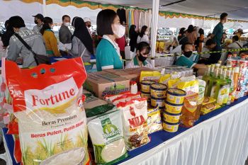 Alhamdulillah!! Harga beras di Mataram turun jadi Rp15.000 per kilogram