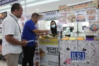 Pekan Raya BFI Finance gebyar promo di Surabaya