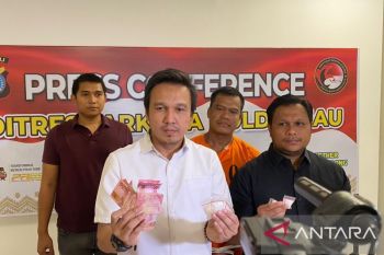 Pengedar sabu di Pekanbaru ini nekad berjualan di rumah