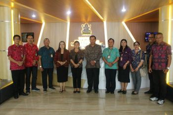 PKK Denpasar dan  Universitas Mahasaraswati sukseskan program desa peduli gigi