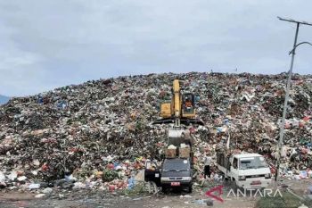 DLH OKU Selatan optimalkan operasional petugas kebersihan selama Ramadhan