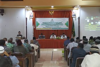 Baznas Kota Jayapura distribusi santunan Lebaran 150 masjid