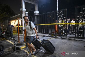 Warga terdampak ledakan gudang munisi daerah Ciangsana mengungsi ke pengungsian
