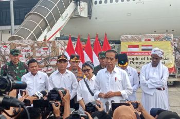 Presiden Jokowi lepas bantuan kemanusiaan untuk Palestina dan Sudan