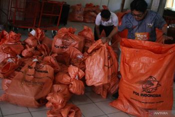 Paket pos meningkat 50 persen jelang Lebaran