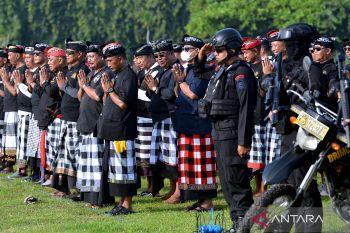 Apel gelar pasukan Operasi Ketupat Agung 2024 di Bali