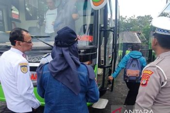 Dishub Gunungkidul uji kelaikan angkutan Lebaran 2024 di terminal