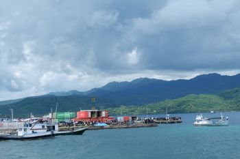 BMKG ingatkan adanya ancaman gelombang hingga  lima meter di NTT