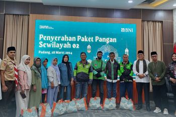 BNI Wilayah 02 salurkan 900 paket sembako ramadan, program berbagi
