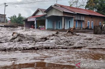 Banjir lahar dingin Gunung Marapi