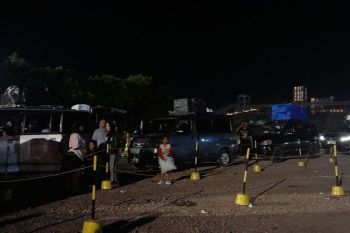 Pelabuhan Ciwandan sepi kendaraan roda empat menyeberang ke Bakauheni