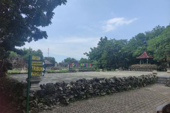 Objek wisata Situs Goa Sunyaragi, tempat istirahat favorit pemudik Lebaran 2024