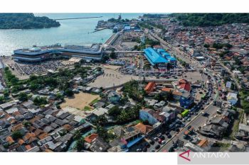 Puncak arus mudik lebaran di Pelabuhan Merak